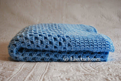 crochet baby blanket-free crochet baby blanket pattern- LisaAuch crochet