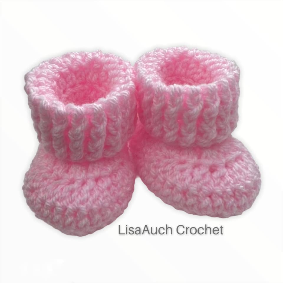 Crochet Baby Converse Booties - Pattern Ideas and Inspiration